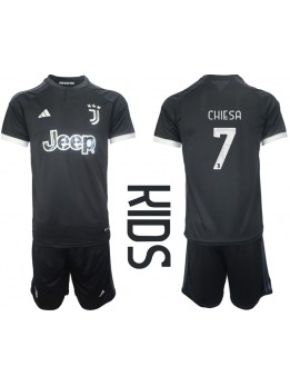 Juventus Federico Chiesa #7 Ausweichtrikot für Kinder 2023-24 Kurzarm (+ Kurze Hosen)